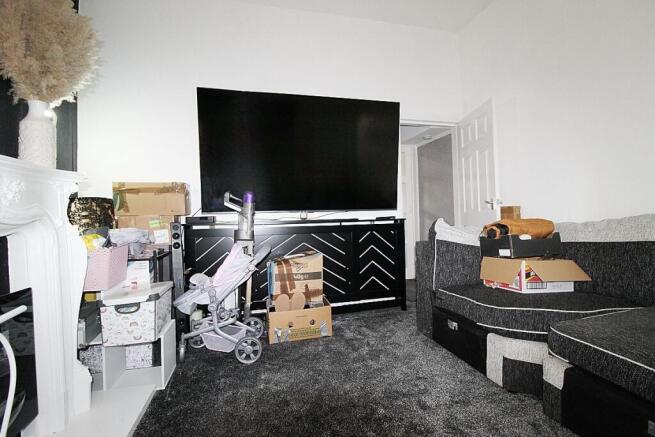 3 bed Terraced for sale Image 6