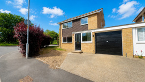 120, Pettis Road, St. Ives PE27 6NZ
