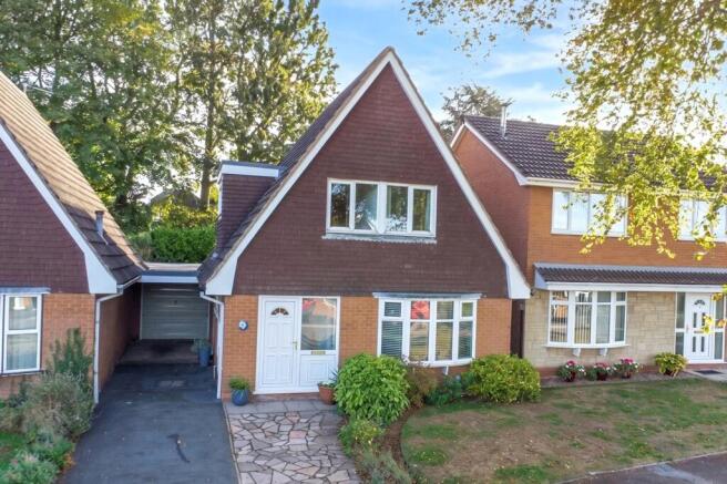 3-bed detached on Kenton Drive, Off Wenlock Road, Shrewsbury, Shropshire, SY2, £350,000