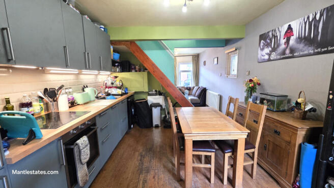 KITCHEN - DINER