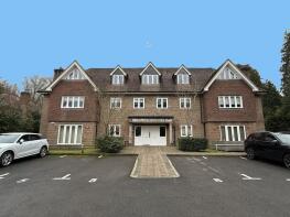Apartment 10, Kellie House, London Road, Sunningdale, Ascot SL5 0EZ