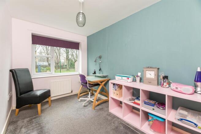 2 bed Flat for sale Image 12