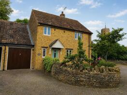Willow Cottage, Hele Lane, South Petherton TA13 5DY