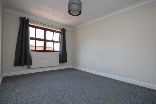 Bedroom 1.JPG