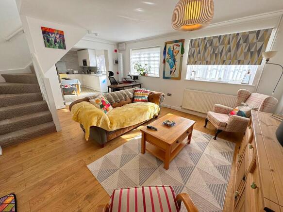 Lounge to stairs