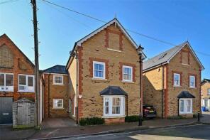 189, Oxford Road, Windsor SL4 5DX