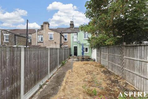 Flint Street, Grays