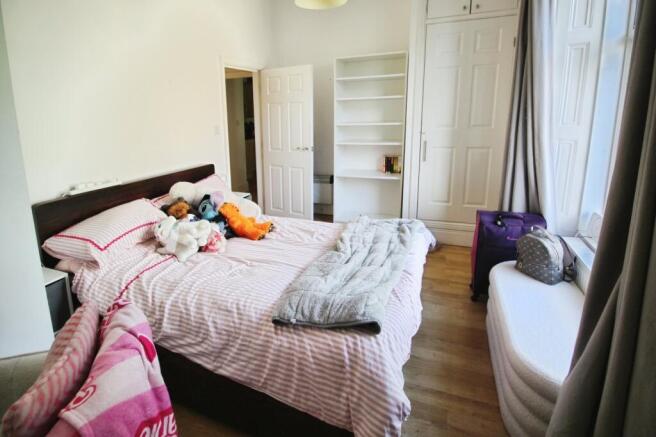 1 bed Apartment to rent Image 5
