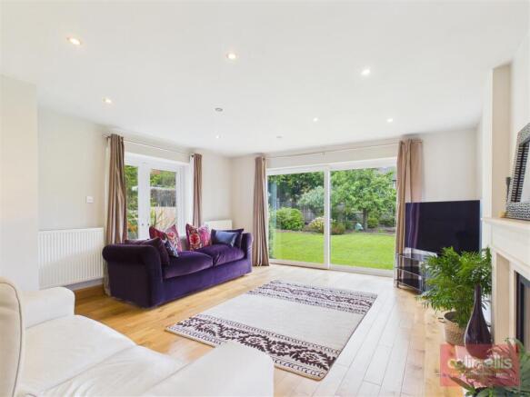 3 bed Detached for sale Image 5