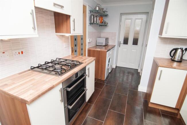 KITCHEN / UTILITY AR