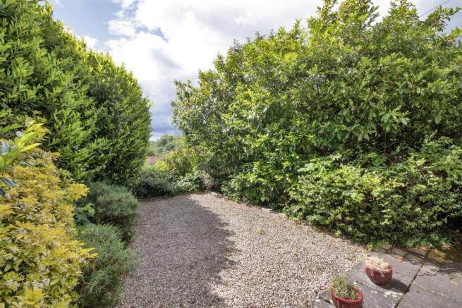 Chiddingstone Hoath - Chain Free photo 4