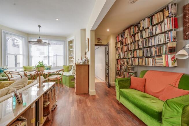 03-4f78extras GCMBCHIS - Flat 1 70 Comeragh Road