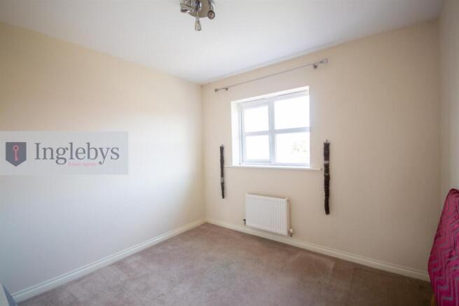 4 bed Detached for sale Image 12