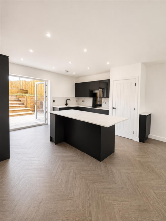 kitchen 5.png