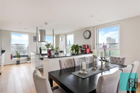 Lighterage Court, High Street, Brentford, TW8