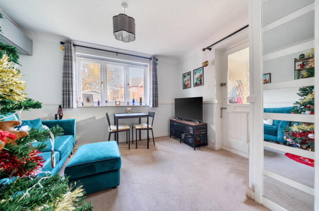 1387273-9-6939836...