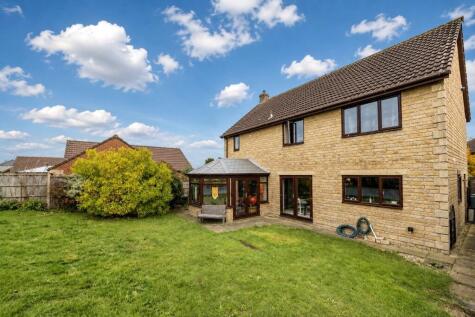 Dening Close, Chard, Somerset, TA20
