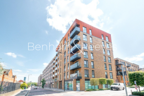 Flat 2, Quinton Court, Plough Way, London SE16 7FA