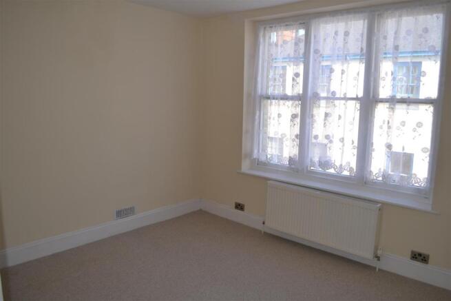 bedroom2.JPG