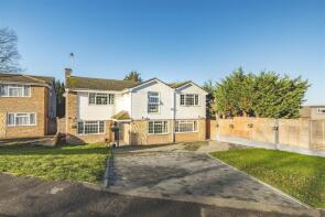 56, Wolf Lane, Windsor SL4 4YZ