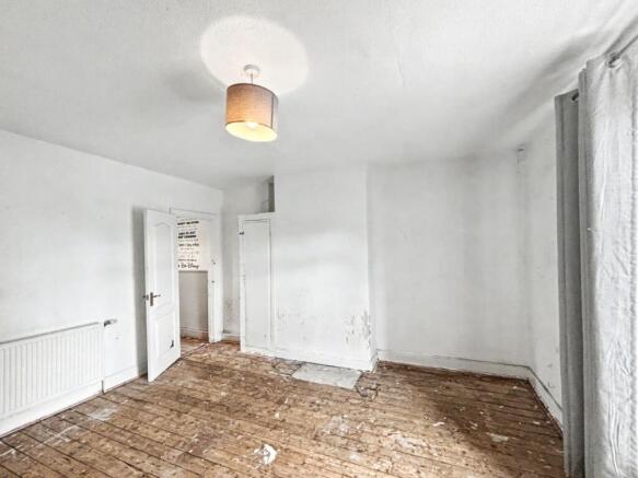 4 bed Terraced for sale Image 7