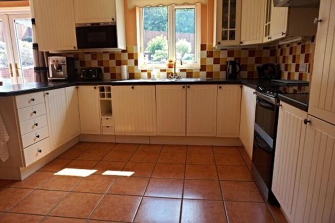 Kitchen/Breakfast