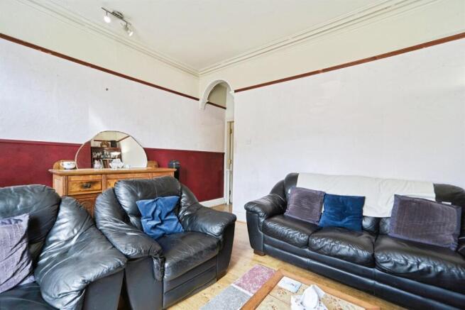 3 bed Terraced for sale Image 4