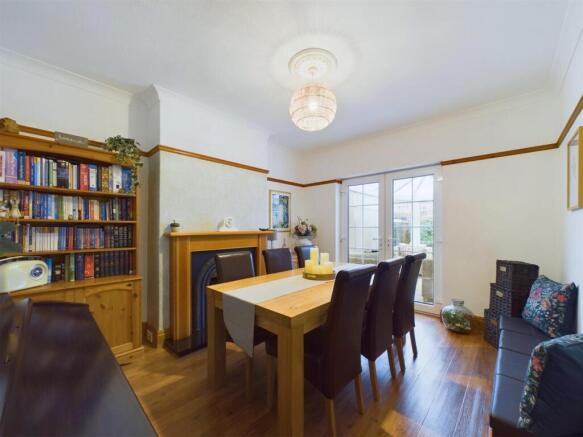 3 bed Semi-Detached for sale Image 5