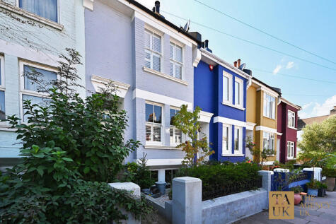 Lincoln Cottages, Brighton, BN2