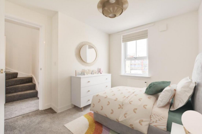 4 bed Semi-Detached to rent Image 9