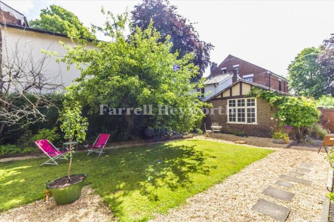 Garden image 4