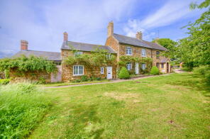 1, Chapel Lane, Rushton NN14 1RF