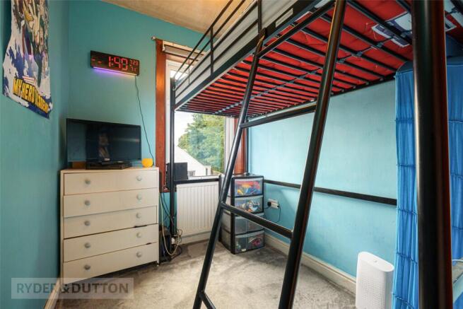 3 bed Terraced for sale Image 11