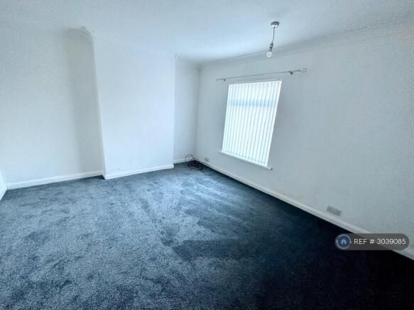 3 bed End of Terrace to rent Image 7