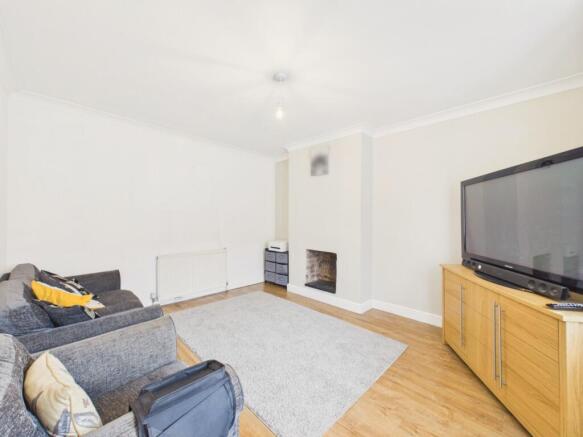 3 bed Terraced for sale Image 6