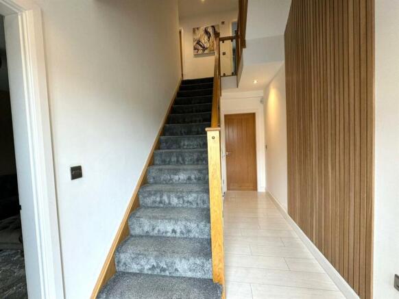 Hallway.jpg