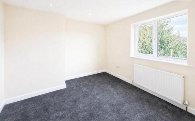 2 bed House to rent Image 6