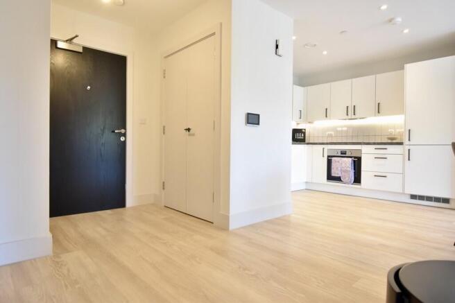 2 Bed furnished l...