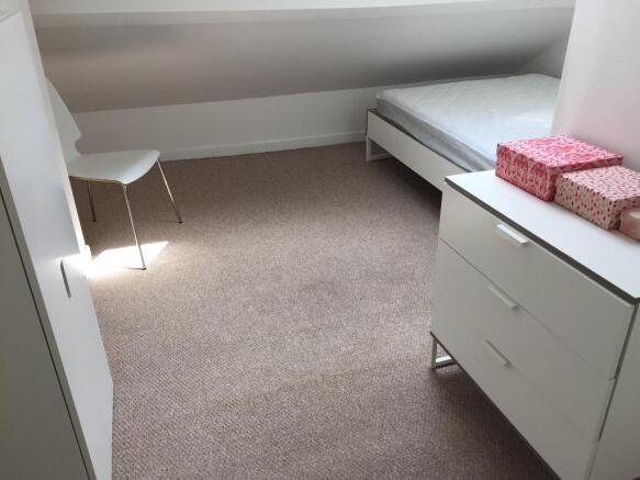 5 bed House Share to rent Image 7