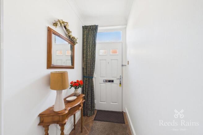 2 bed Semi-Detached for sale Image 11