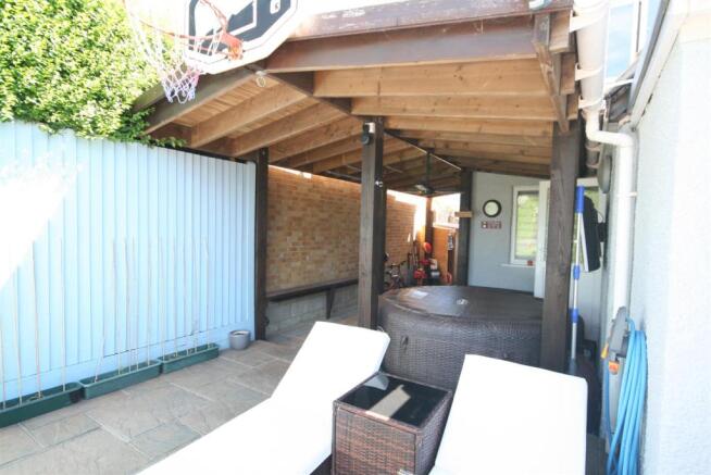 Covered Patio.JPG