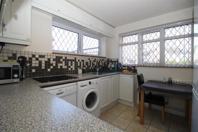 Kitchen & Breakfast Room