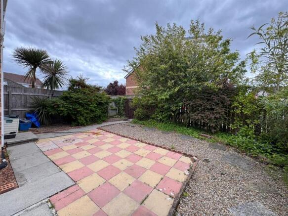 3 bed House to rent Image 11