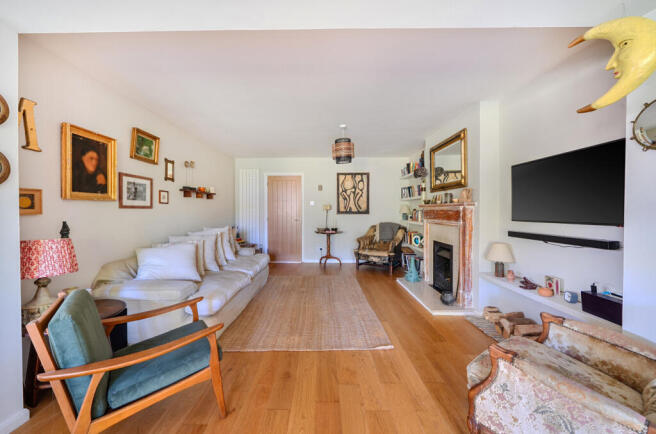 1438952-14-69d566...