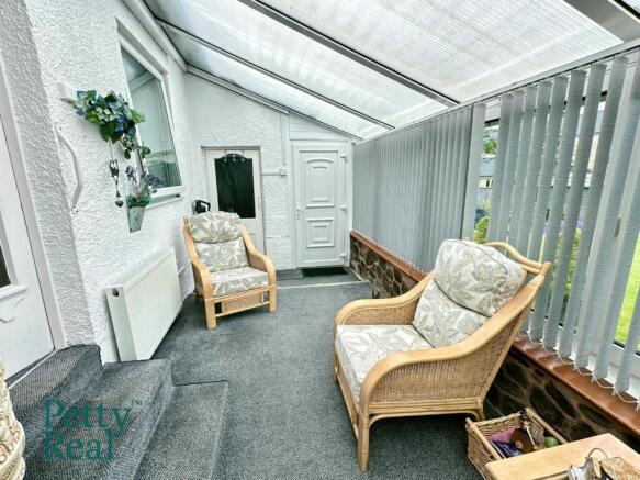 2 bed Semi-Detached Bungalow for sale Image 10