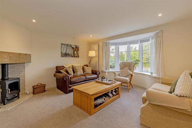 Reception Room-1.jpg