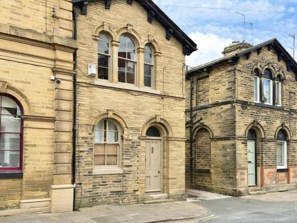 2 bed Terraced for sale Image 9