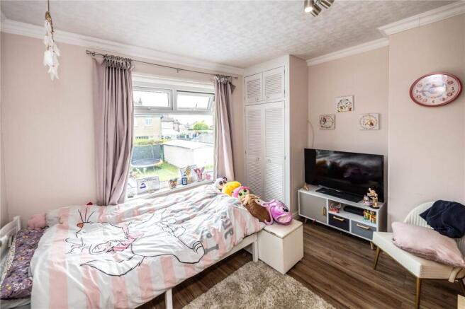 3 bed Semi-Detached for sale Image 11