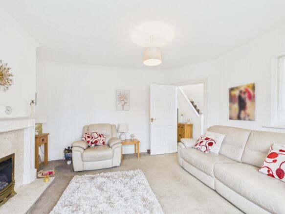 3 bed Semi-Detached for sale Image 6
