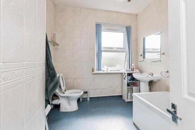 2 bed Semi-Detached for sale Image 10